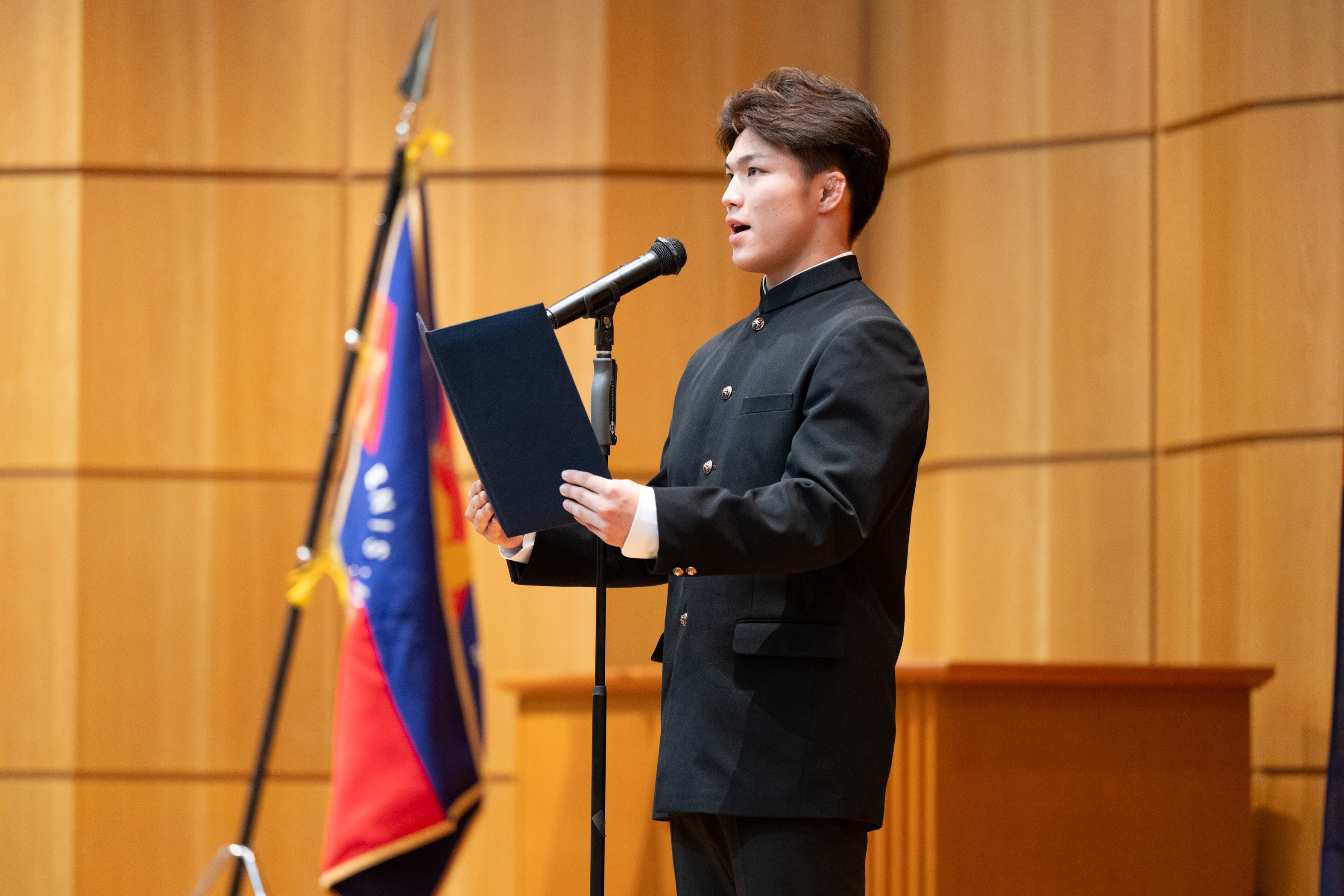 https://www.uaa.keio.ac.jp/topics/p6dn0453.jpg