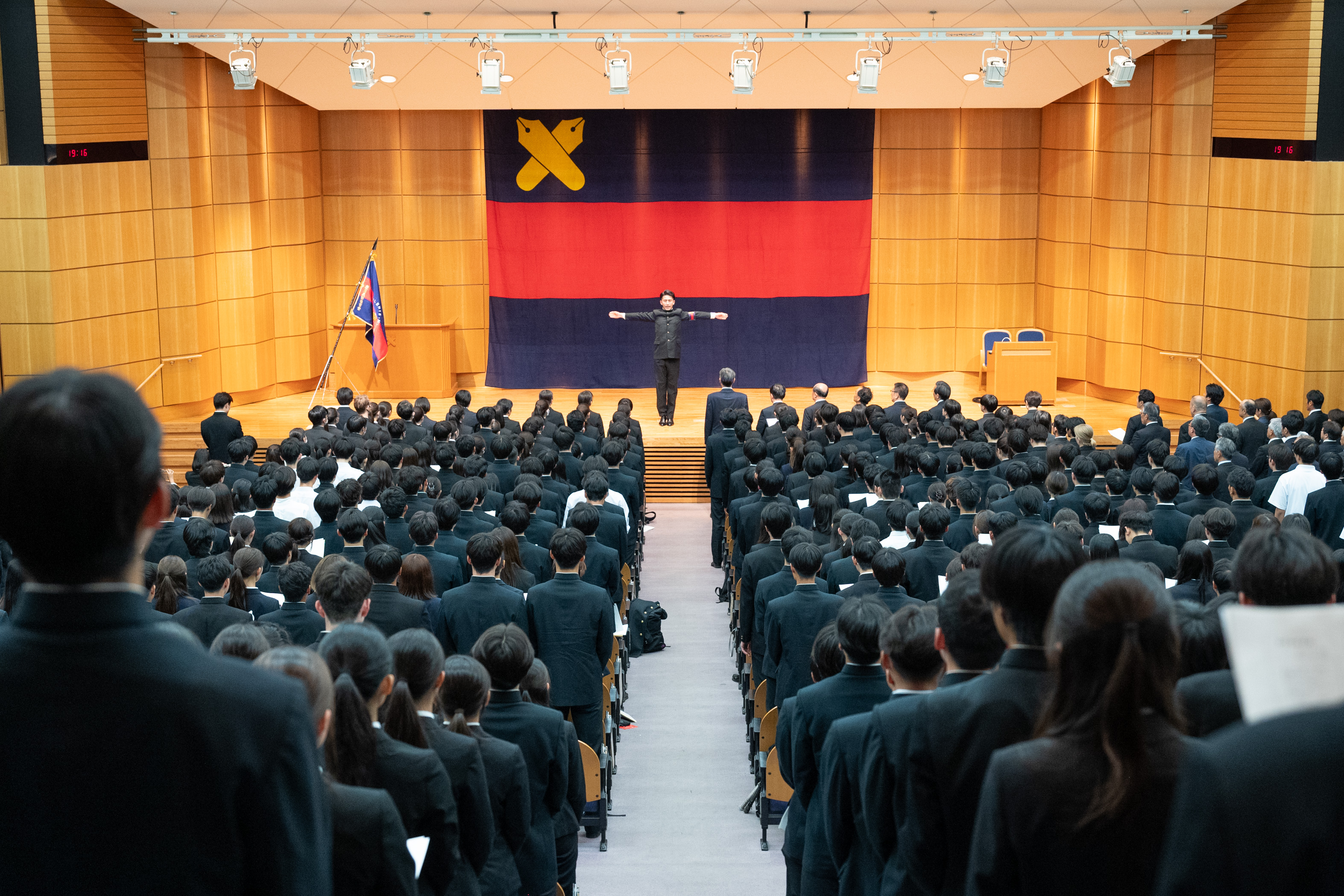 https://www.uaa.keio.ac.jp/topics/p6dn0524.jpg